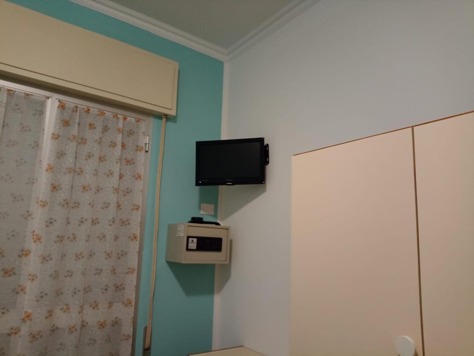 Hotel Toschi Lido di Classe Kültér fotó