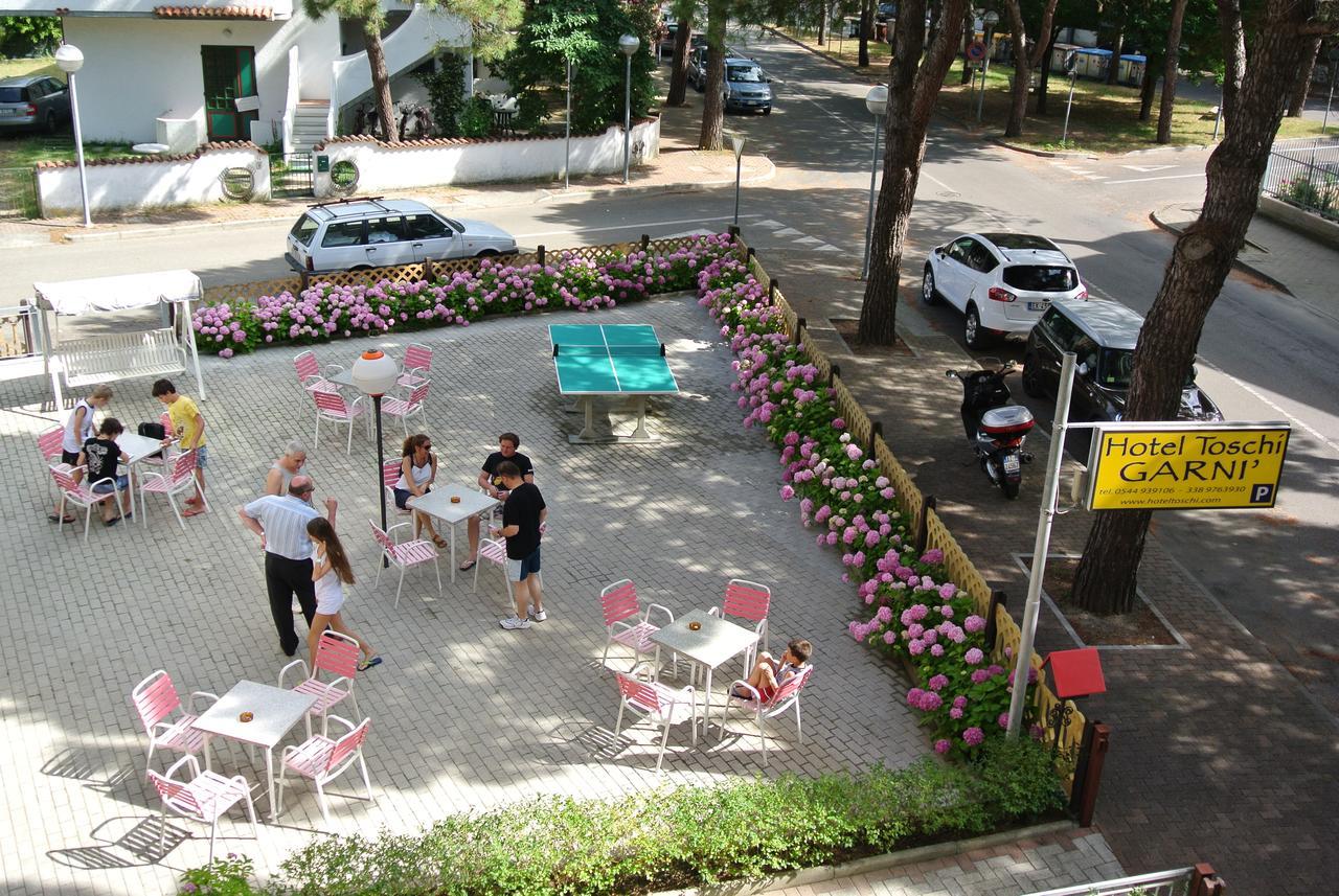 Hotel Toschi Lido di Classe Kültér fotó