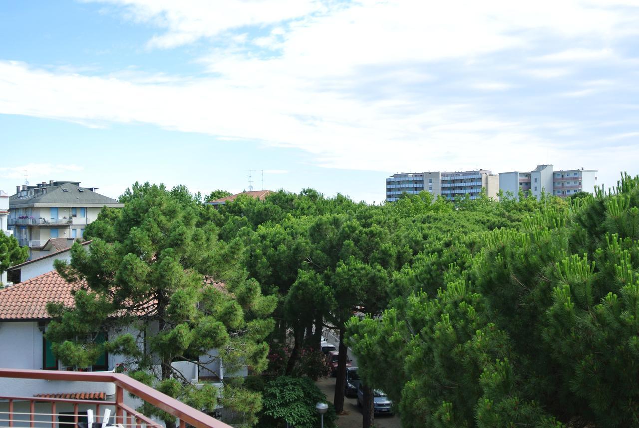 Hotel Toschi Lido di Classe Kültér fotó