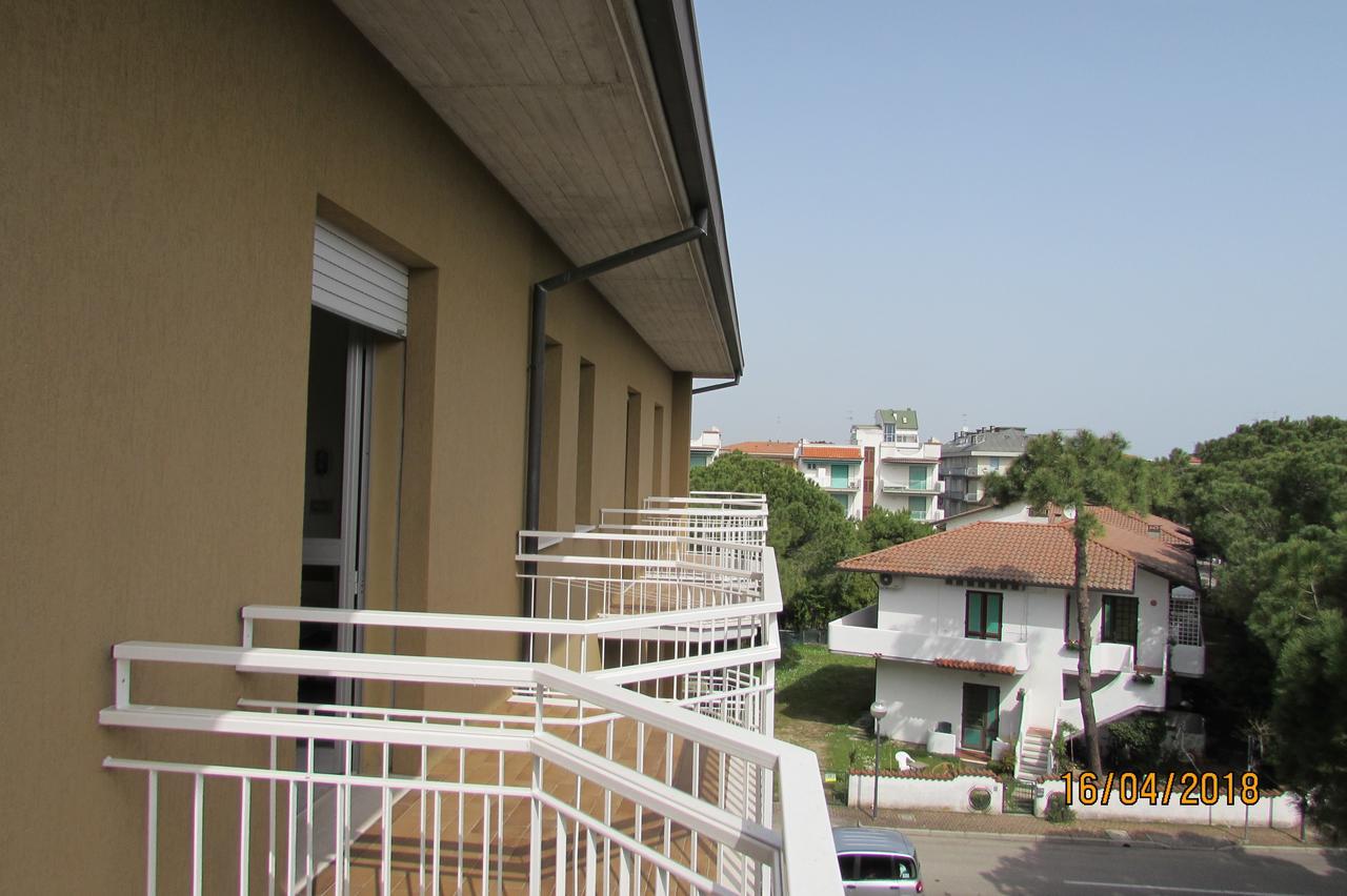 Hotel Toschi Lido di Classe Kültér fotó